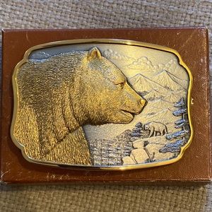 Grizzly Bear Belt Buckle (The Historic Providence Mint)
